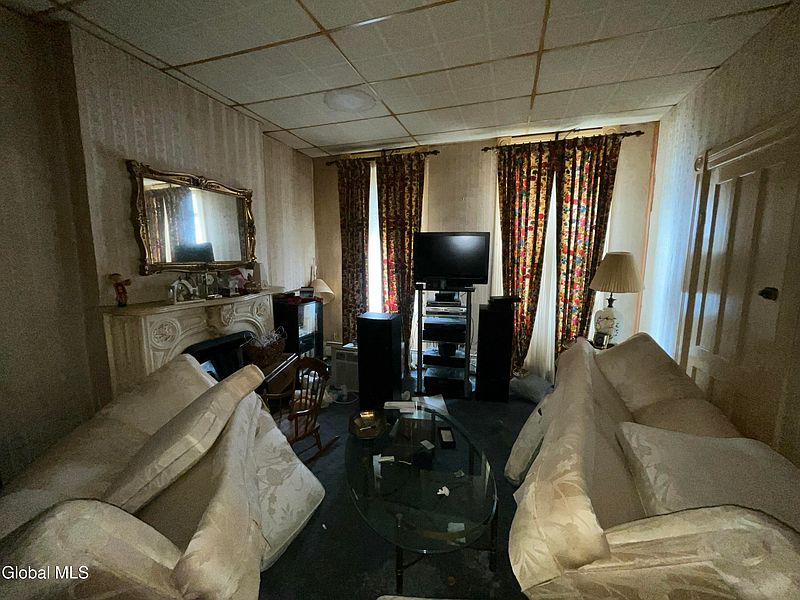 4th image of 2238 14th Street