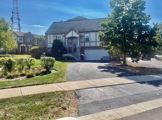 90 Rosehall Dr, Lake Zurich, IL 60047