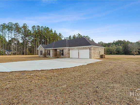 2nd image of 127 Winding Way Road