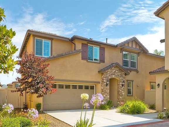 2nd image of 537 Moonlight Dr