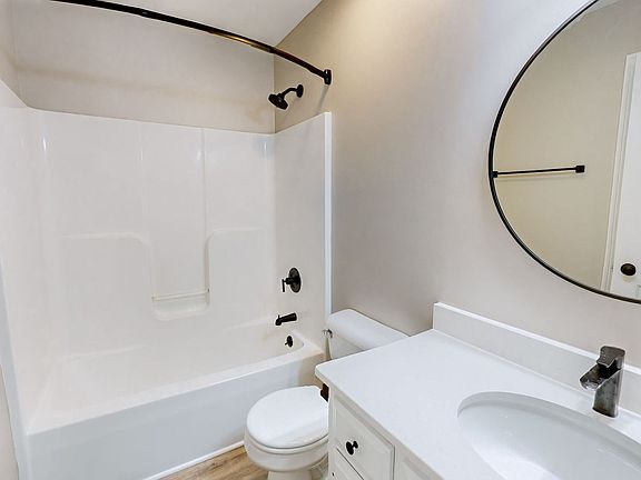 3rd image of 101 Manor Ave APT 205