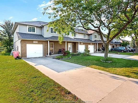 3rd image of 1519 Southfield Dr