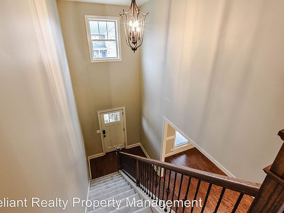 4th image of 895 Cherry Blossom Ln