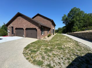 1333 Valmont Dr, Hendersonville, NC 28791