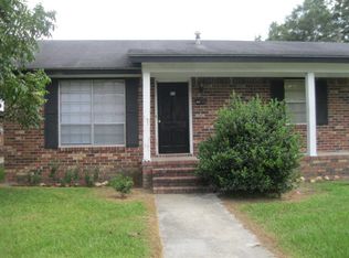 113 N Tillman St, Glennville, GA 30427