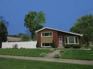 3720 153rd St, Midlothian, IL 60445