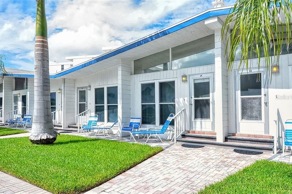 1st image of 1129 Seaside Dr #12