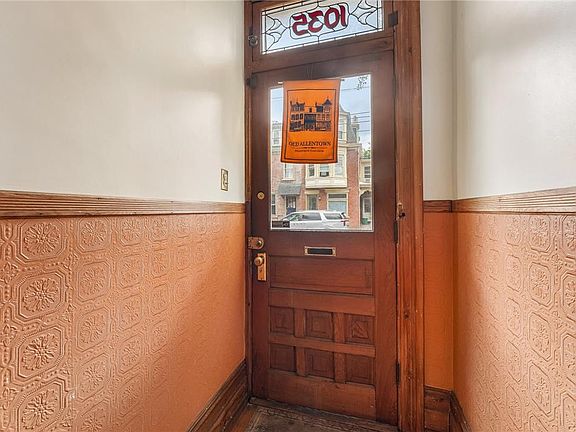 3rd image of 1035 W Turner St
