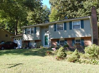 16004 Normandy Ct, Woodbridge, VA 22191