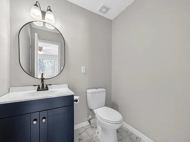 5316 Fayetteville Rd — Photo 6