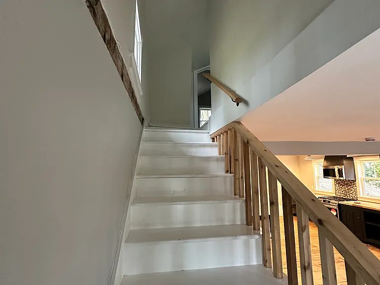 30 Austerlitz St — Photo 24