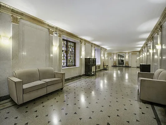 Sold by Sotheby's International Realty | media 23