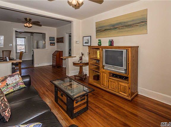 4th image of 242 S Brookside Ave