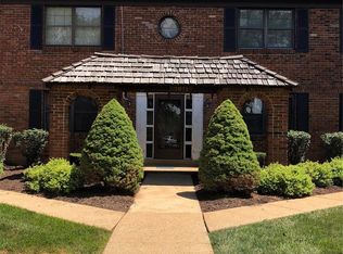 7971 Royal Arms Ct APT 4, Saint Louis, MO