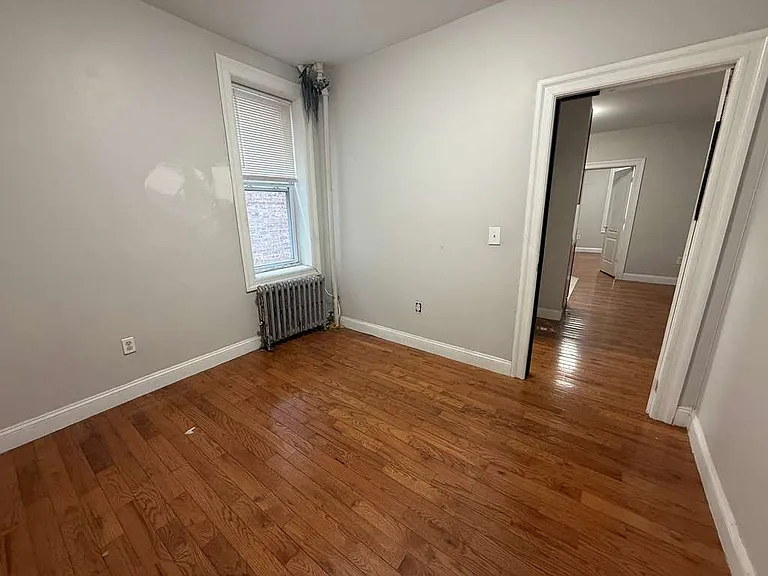 108 60th St #2B — Photo 5