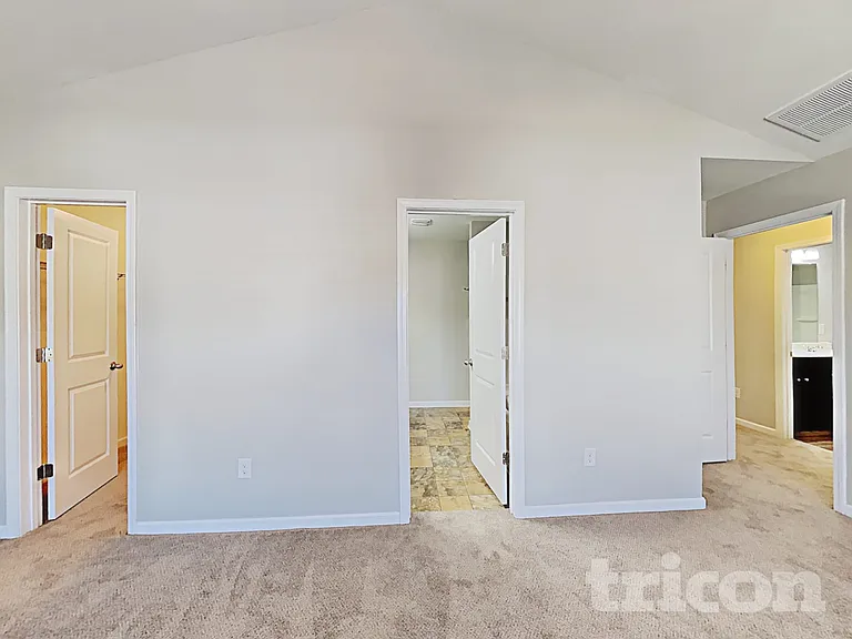 429 Victory Ln — Photo 8