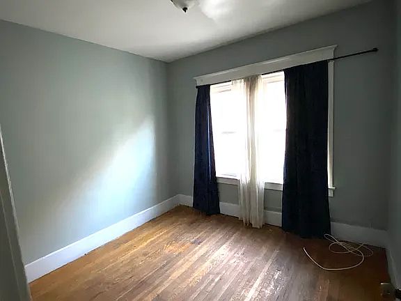 5th image of 1137 Hertel Ave #3