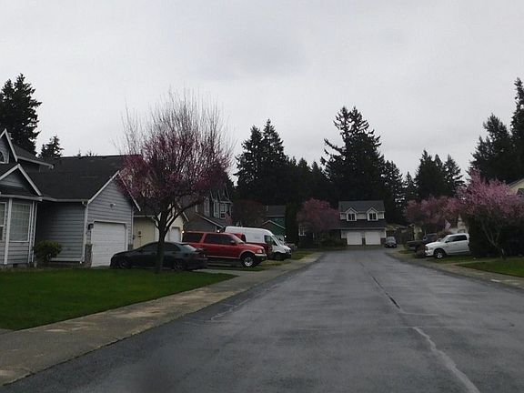 4th image of 7919 192nd Street Ct E