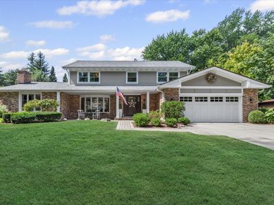 911 Paradise Ln, Libertyville, IL, 60048