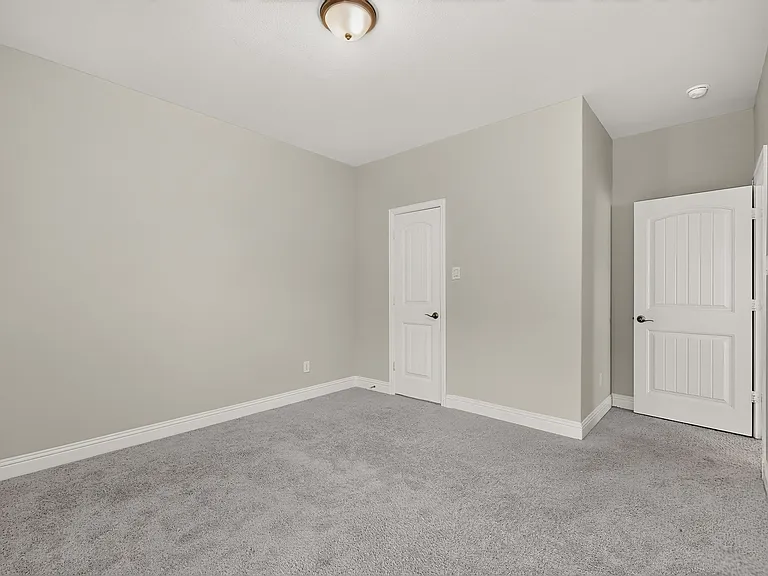 7617 Regal Ln — Photo 22