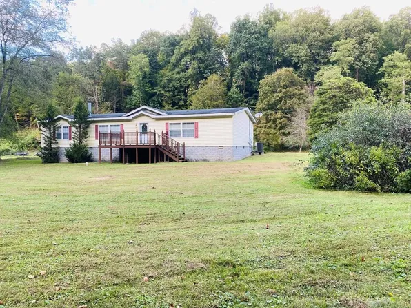 7394 Clear Fork Rd, Dorothy, WV 25060