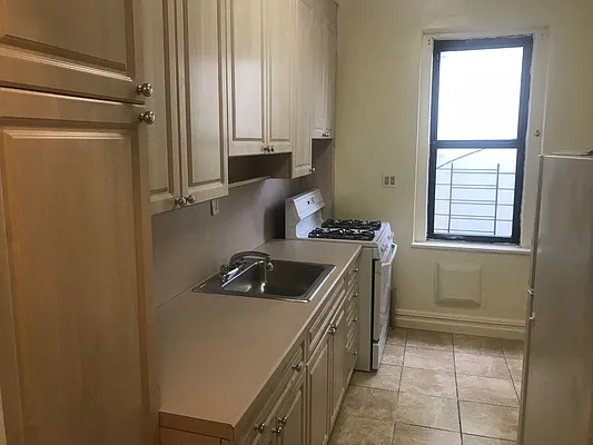 Rented by null | media 16