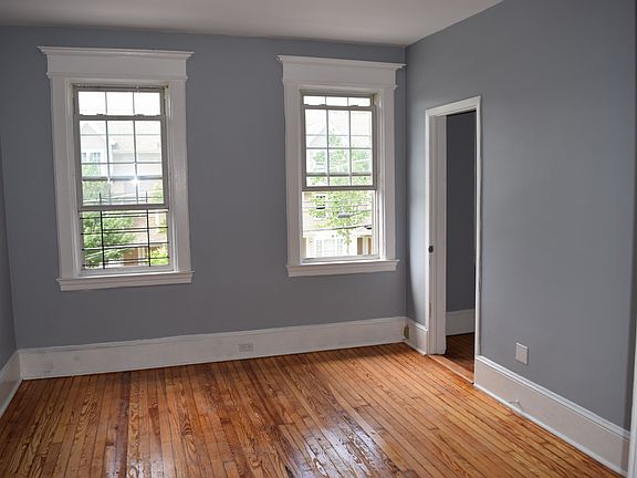 5th image of 83 N Burgher Ave