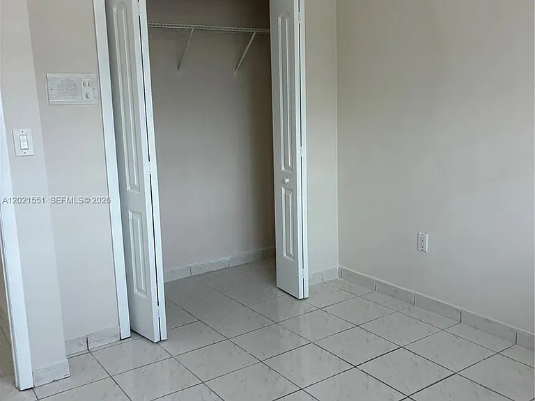 10881 SW 24th Ter — Photo 4