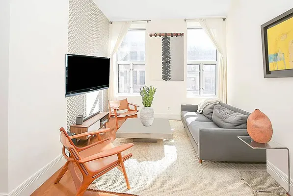 Rented by Sapo Group | media 5