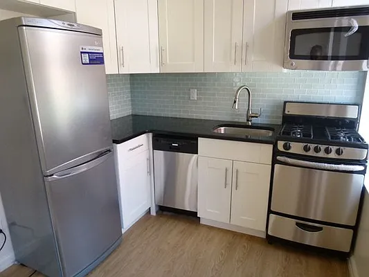 Rented by Smart City Real Estate LLC | media 10