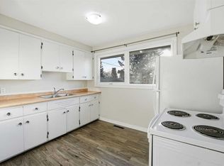 5833 41 Street Cres, Red Deer, AB T4N1B5