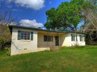 836 Quinlan St, Kerrville, TX 78028