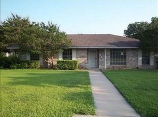 910 Cypress Dr, Allen, TX 75002
