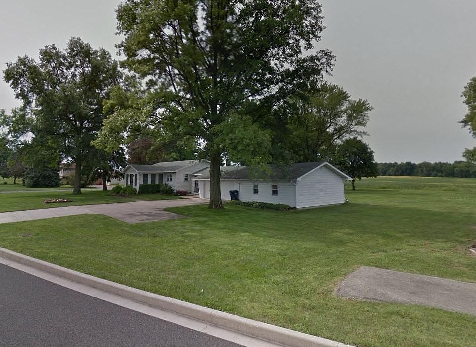 2nd image of 15555 Cumberland Rd
