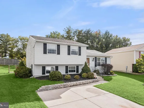 9339 Shadycreek Way, Parkville, MD 21234