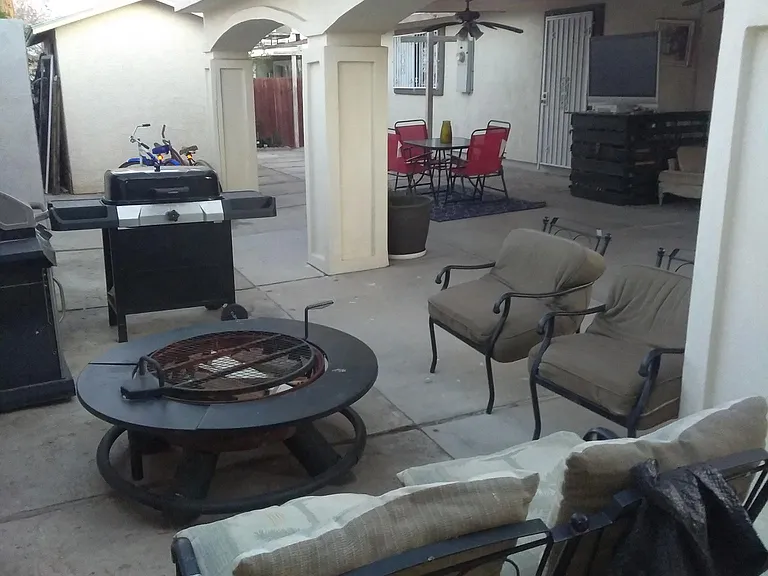 McAllister Ave — Photo 11
