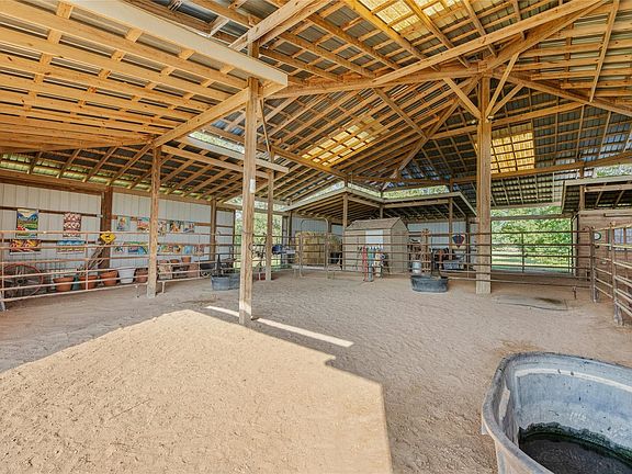 3rd image of 15950 Decker Lake Rd