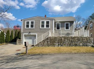16 Chamberlain St, Johnston, RI 02919