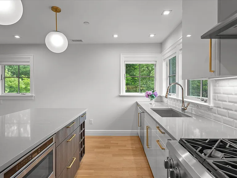 51 Wendt Ave #1 — Photo 11