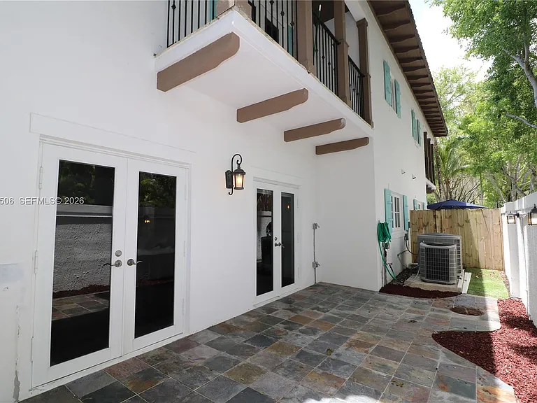 7961 SW 110th Ter — Photo 23