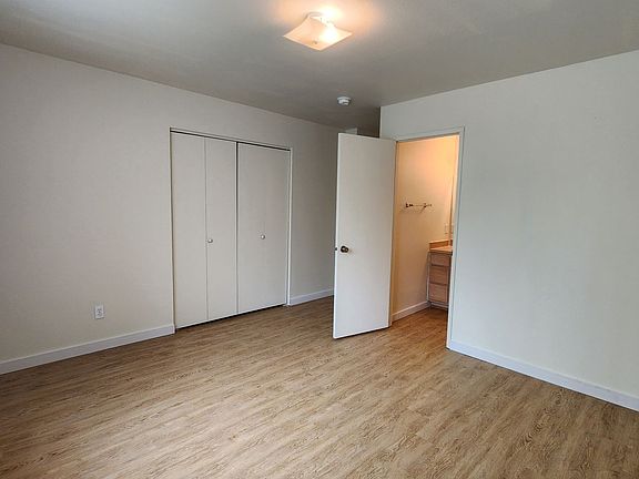 5th image of 3419 W Lilac Ct Unit A-d