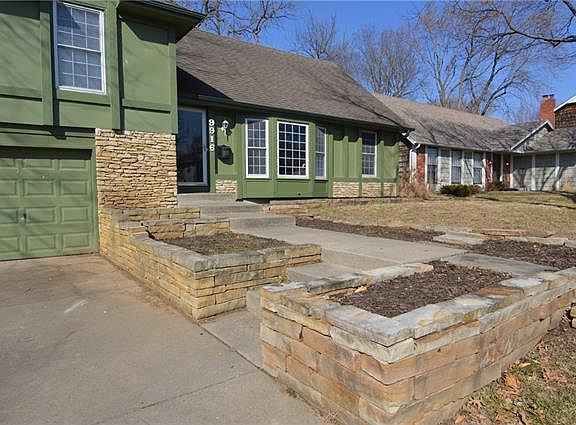 2nd image of 9916 Perry Dr