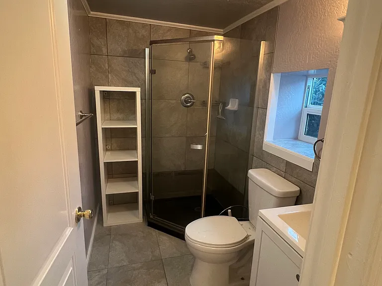21436 Minnie St — Photo 4