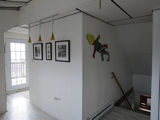 4th image of 329 W Andrews Ave #4