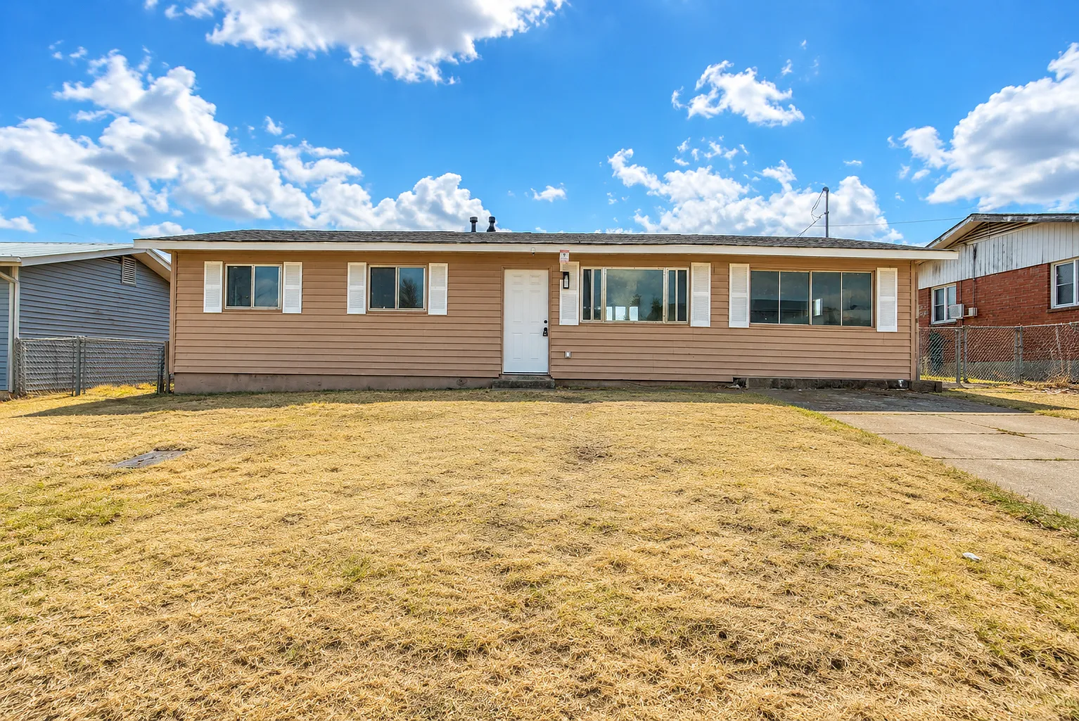 4 bed, 1200 sqft, $1,195 — Photo 3