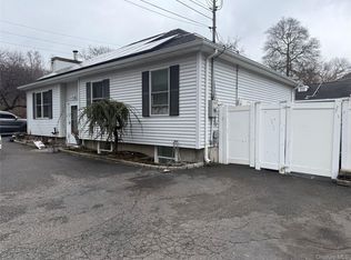 2 1st Street, Coram, NY 11727