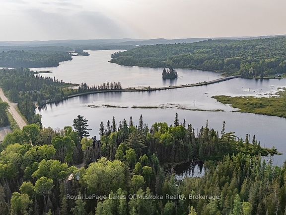 5th image of 763 Sand Hill Rd