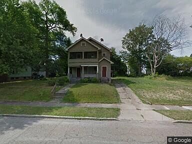 2nd image of 229 E Philadelphia Ave #231