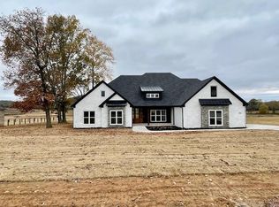 52 Republican Valley Dr, Greenbrier, AR 72058