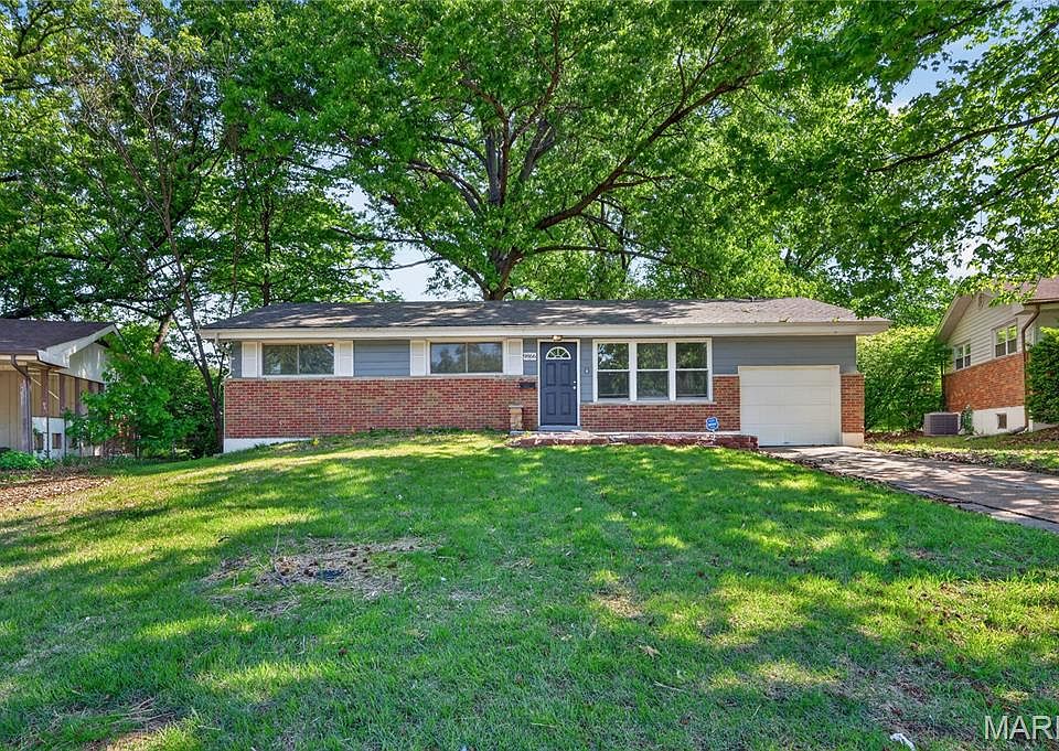 1st image of 9866 Lawnview Dr
